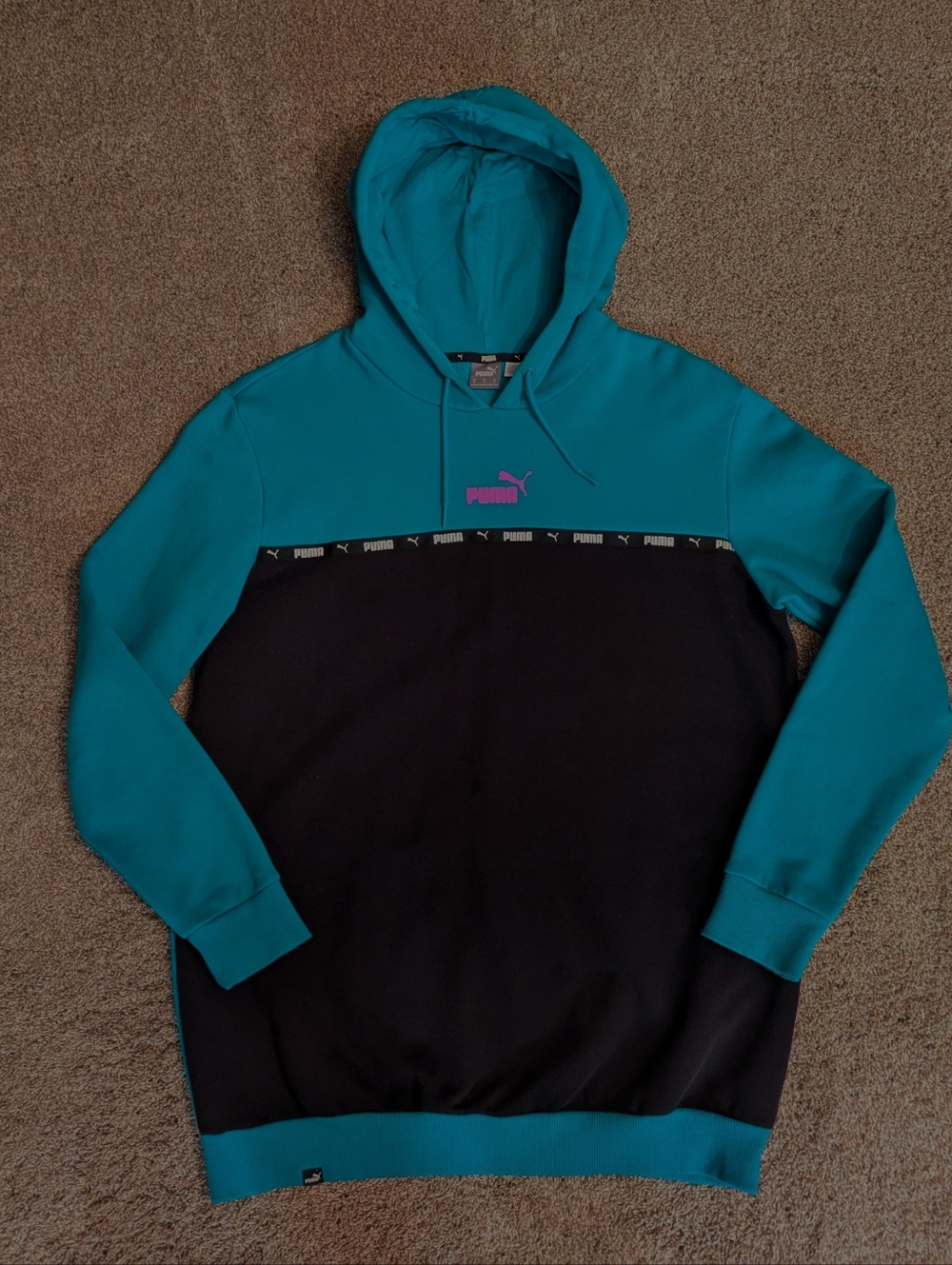 Women's Size Medium Puma Teal and Black Panel Pullover Hoodie. New Without Tags
